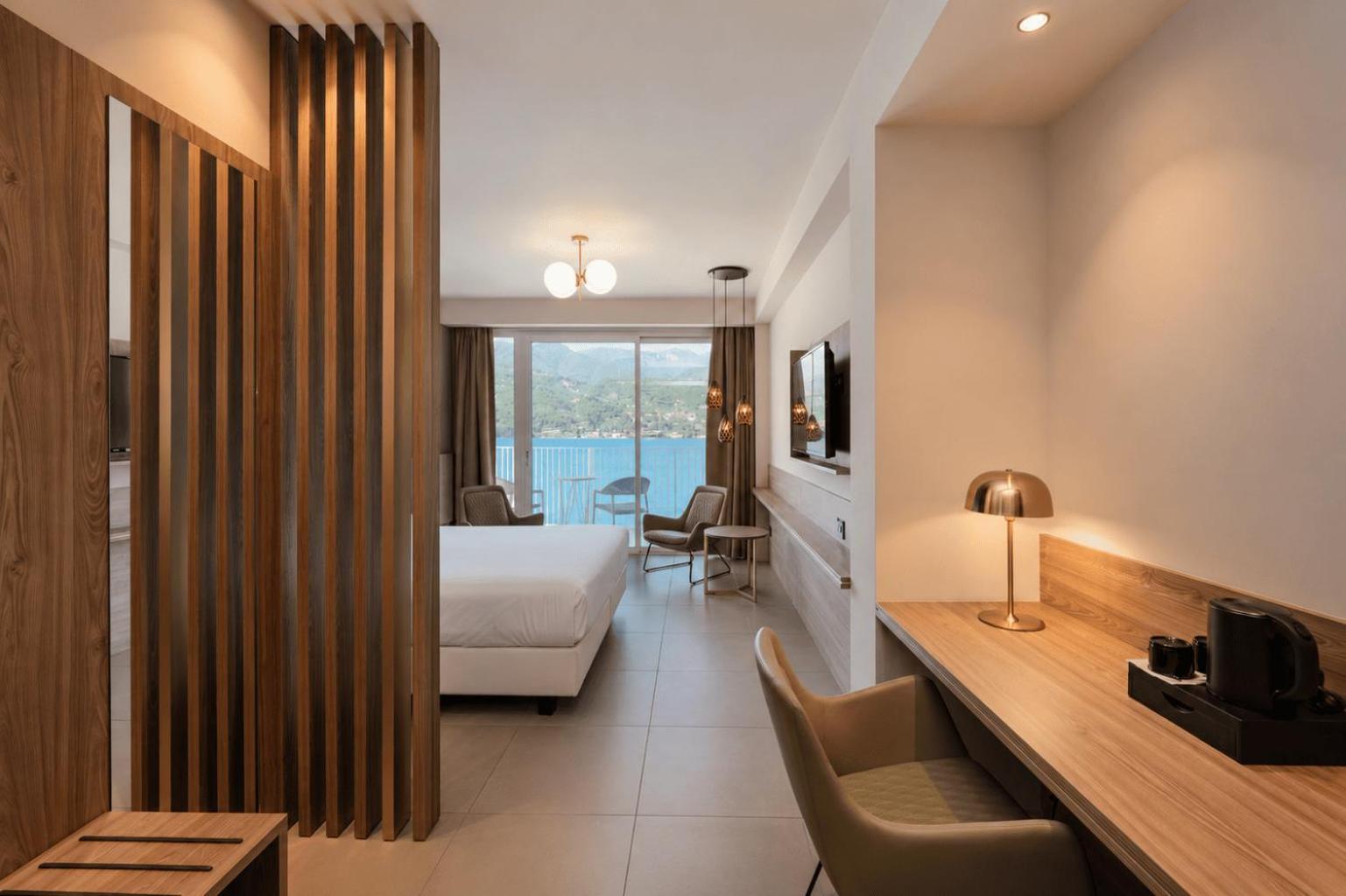 Junior Suite con Vista Lago